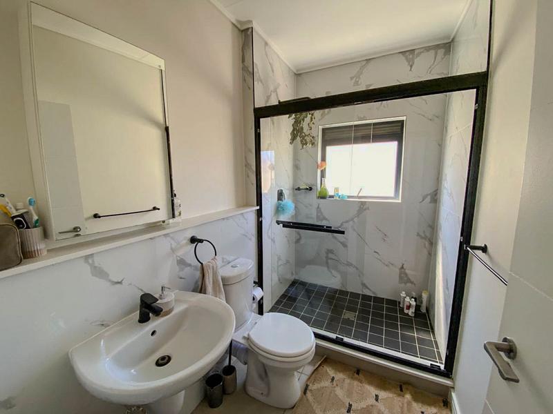 To Let 1 Bedroom Property for Rent in Richwood Western Cape